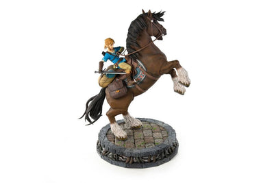 The Legend of Zelda Breath of the Wild Statue Link on Horseback 56cm - Scale Statue - First 4 Figures - Hobby Figures UK