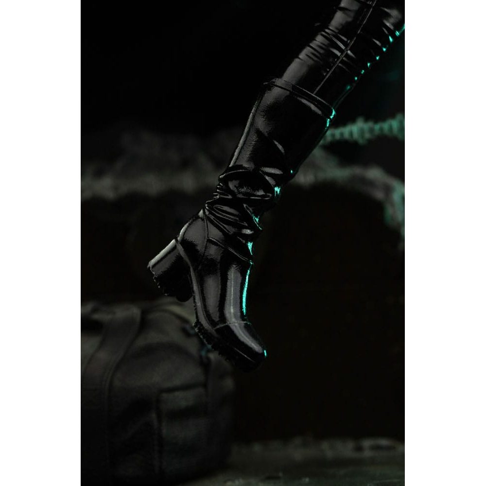 The Matrix Art Scale Statue 1/10 Trinity 22cm - Scale Statue - Iron Studios - Hobby Figures UK