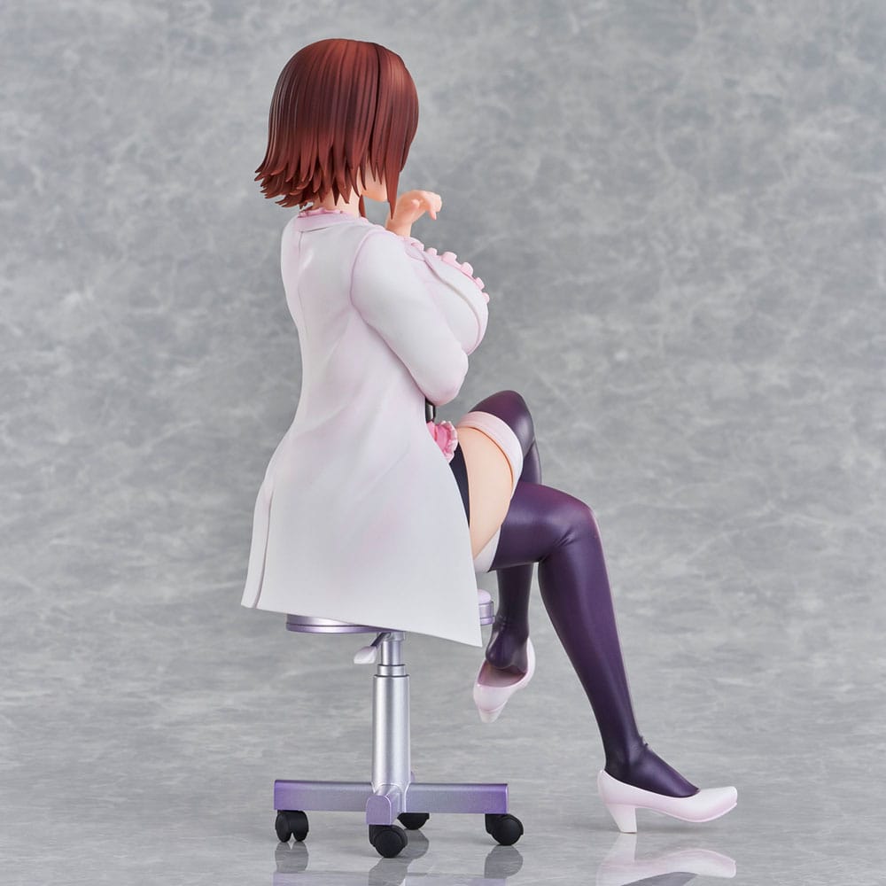 To Love-Ru Darkness Statue PVC Nurse Series: Ryoko Mikado School Nurse Ver. 23cm - Scale Statue - Union Creative - Hobby Figures UK