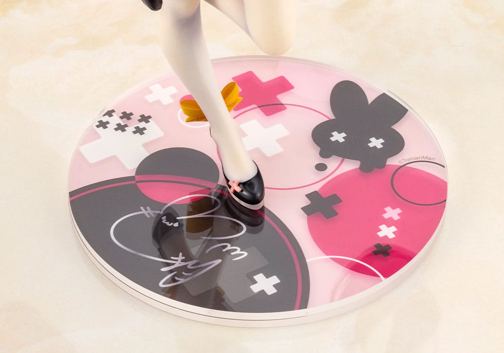 Tomari Mari PVC Statue 1/7 Tomari Mari 24cm - Scale Statue - Kotobukiya - Hobby Figures UK