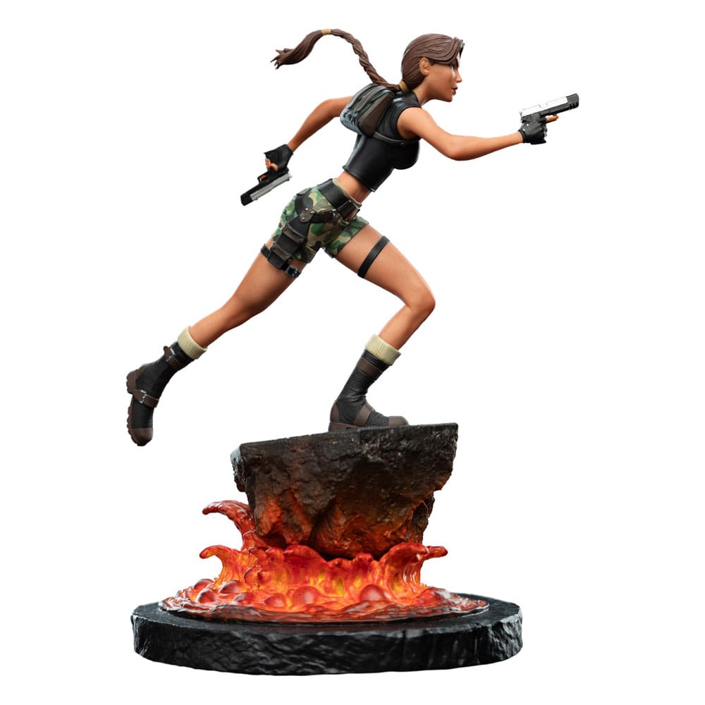 Tomb Raider Mini Statue Lara Croft: The Sanctuary of Flame 18cm - Scale Statue - Weta Workshop - Hobby Figures UK
