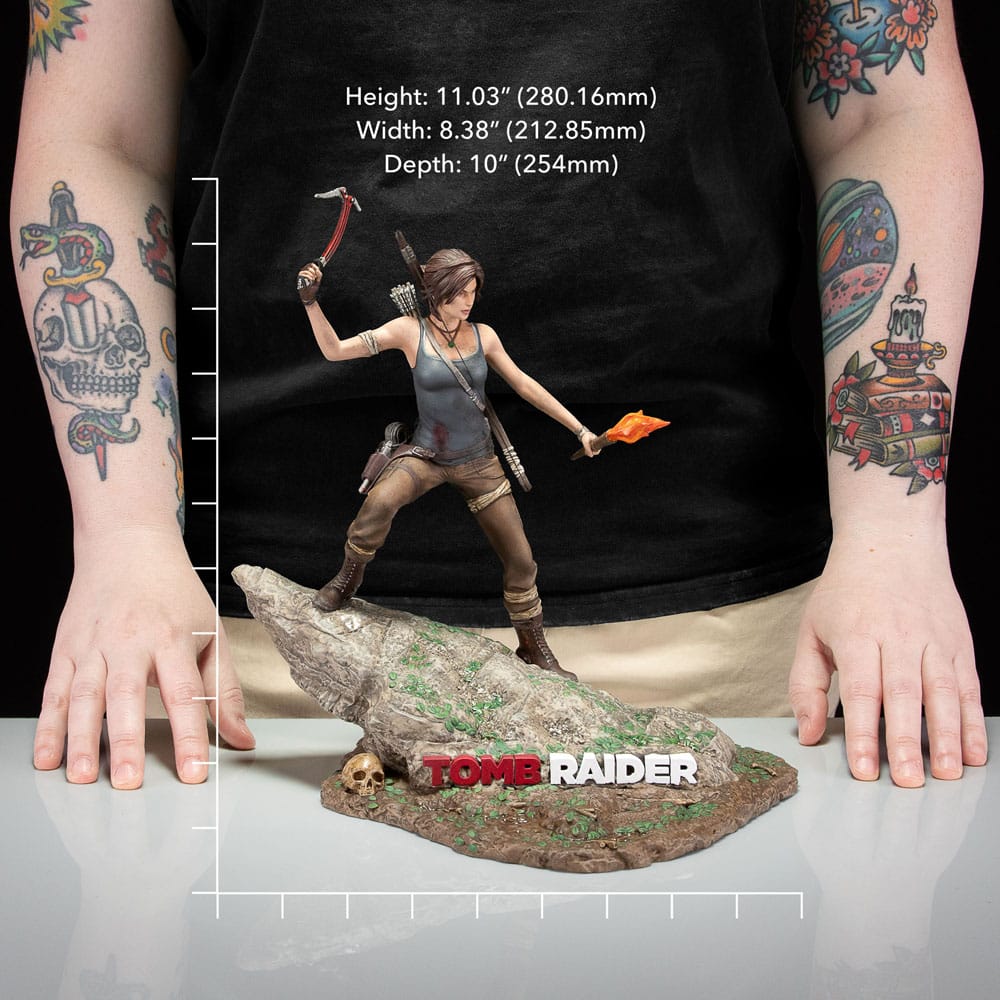 Tomb Raider PVC Statue Lara Croft Survivor Era 33cm - Scale Statue - Dark Horse - Hobby Figures UK