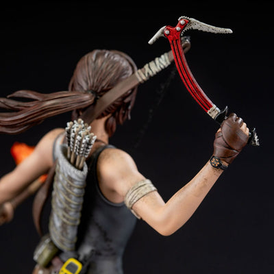 Tomb Raider PVC Statue Lara Croft Survivor Era 33cm - Scale Statue - Dark Horse - Hobby Figures UK