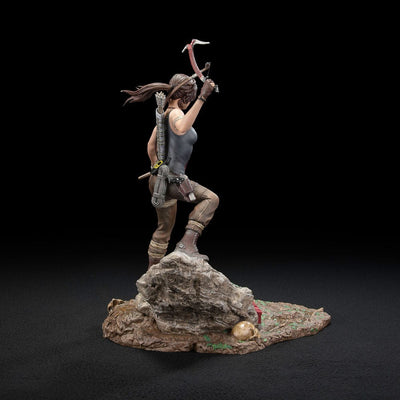 Tomb Raider PVC Statue Lara Croft Survivor Era 33cm - Scale Statue - Dark Horse - Hobby Figures UK
