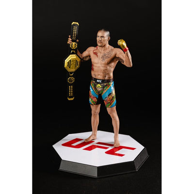 UFC Posed PVC Statue Alex Pereira 18cm - Scale Statue - McFarlane Toys - Hobby Figures UK