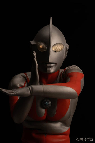 Ultraman Statue Ultraman C-Type by Takashi Kinoshita 30cm - Scale Statue - Kaiyodo Jap. - Hobby Figures UK