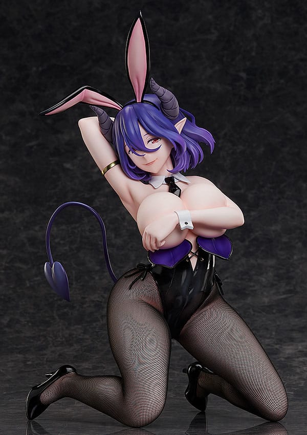 Vermeil in Gold PVC Statue 1/4 Vermeil: Bunny Ver. 35cm - Scale Statue - FREEing - Hobby Figures UK