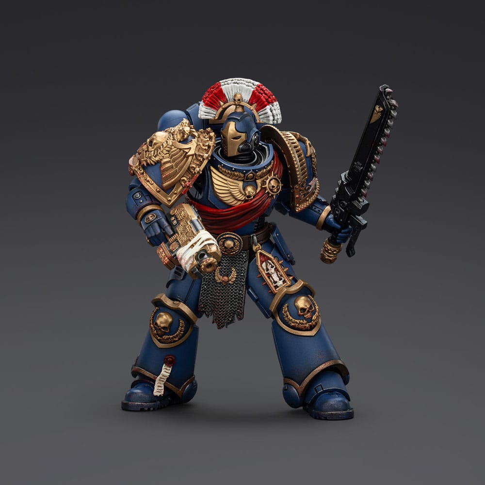 Warhammer 40,000: Space Marine 2 Action Figure Ultramarines Relic Secundus Armour 20cm - Action Figures - Joy Toy (CN) - Hobby Figures UK