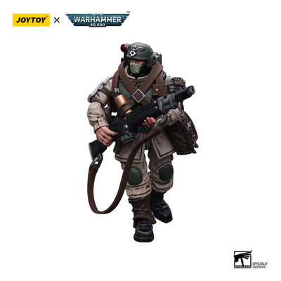 Warhammer 40k Action Figure 1/18 Astra Militarum Cadian Command Squad Veteran with Medi-pack 12cm - Action Figures - Joy Toy (CN) - Hobby Figures UK