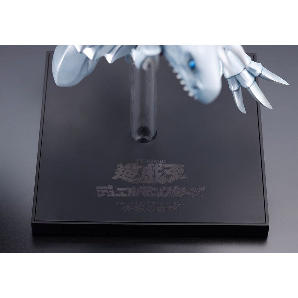 Yu-Gi-Oh! Oshi Works Statue Blue-Eyes White Dragon 25cm - Scale Statue - Kotobukiya - Hobby Figures UK