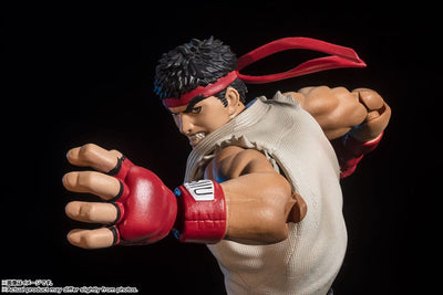 Street Fighter S.H. Figuarts Action Figure Ryu (Outfit 2) 15cm - Action Figures - Bandai Tamashii Nations - Hobby Figures UK