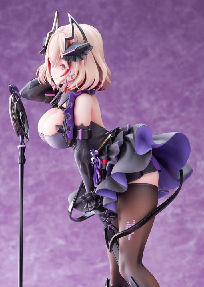 Azur Lane Statue 1/6 Roon Muse AmiAmi Limited Ver. 28cm - Scale Statue - Golden Head - Hobby Figures UK