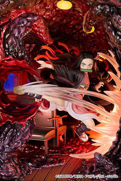 Demon Slayer: Kimetsu no Yaiba PVC Statue Nezuko Kamado: Mugen Train 36cm - Scale Statue - Good Smile Company - Hobby Figures UK