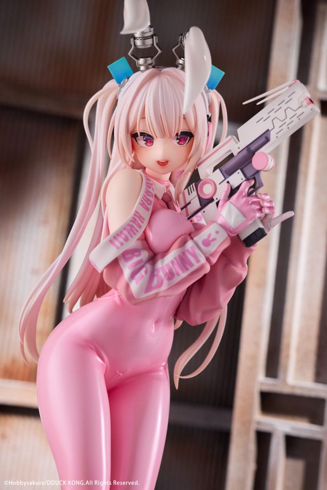 Original Illustration PVC Statue 1/6 Super Bunny Illustrated by DDUCK KONG 28cm - Scale Statue - Hobby Sakura - Hobby Figures UK