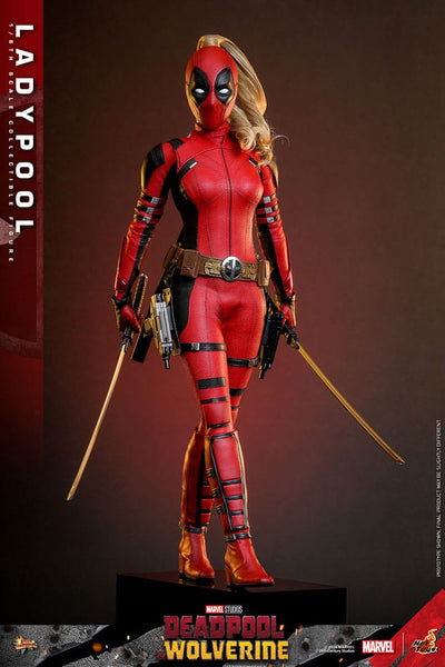 Deadpool & Wolverine Movie Masterpiece Action Figure 1/6 Ladypool 30cm - Action Figures - Hot Toys - Hobby Figures UK