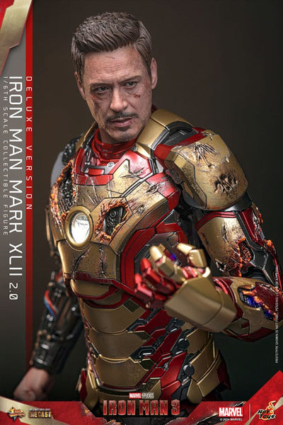 Iron Man 3 Movie Masterpiece Diecast Action Figure 1/6 Iron Man Mark XLII (2.0) Deluxe 32cm - Action Figures - Hot Toys - Hobby Figures UK