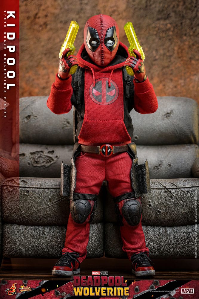 Deadpool & Wolverine Movie Masterpiece Action Figure 1/6 Kidpool 22cm - Action Figures - Hot Toys - Hobby Figures UK