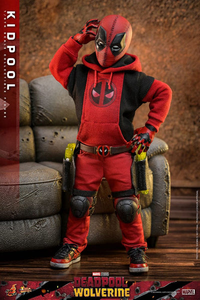 Deadpool & Wolverine Movie Masterpiece Action Figure 1/6 Kidpool 22cm - Action Figures - Hot Toys - Hobby Figures UK