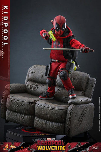 Deadpool & Wolverine Movie Masterpiece Action Figure 1/6 Kidpool 22cm - Action Figures - Hot Toys - Hobby Figures UK