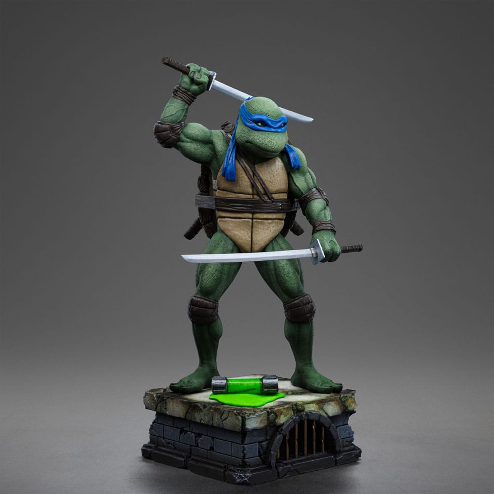 Teenage Mutant Ninja Turtles Art Scale Statue 1/10 Leonardo 21cm - Scale Statue - Iron Studios - Hobby Figures UK