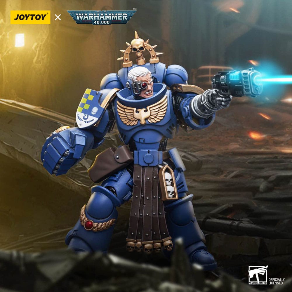 Warhammer 40k figurine 1/18 Imperial Fists Lieutenant with Power Sword 12 cm