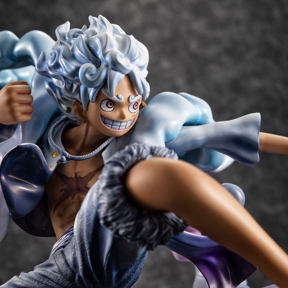 ONE PIECE MONKEY D. Luffy Gear 5 Scenic View Pvc Figure Banpresto