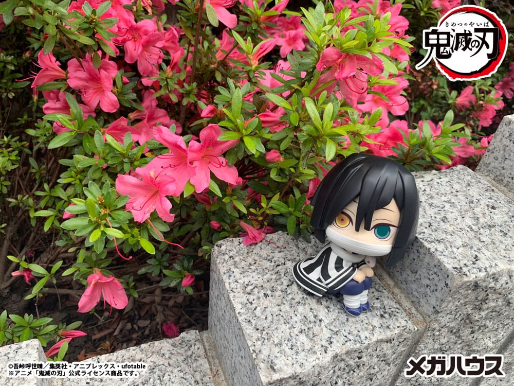 Demon Slayer Kimetsu no Yaiba Look Up PVC Statue Iguro Obanai 11cm - Scale Statue - Megahouse - Hobby Figures UK