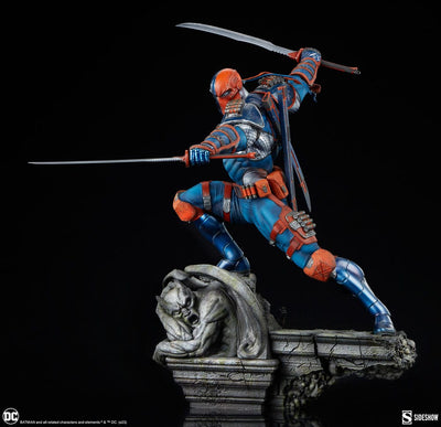 DC Comics Premium Format Statue Deathstroke 61cm - Scale Statue - Sideshow Collectibles - Hobby Figures UK