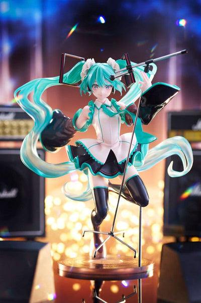 Hatsune Miku AMP PVC Statue Statue Birthday 2023 Ver. 21cm - Scale Statue - Taito Prize - Hobby Figures UK