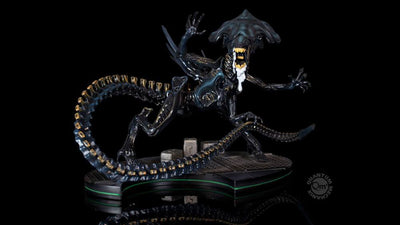 Alien Q-Fig Max Elite Figure Alien Queen 18cm - Mini Figures - Quantum Mechanix - Hobby Figures UK