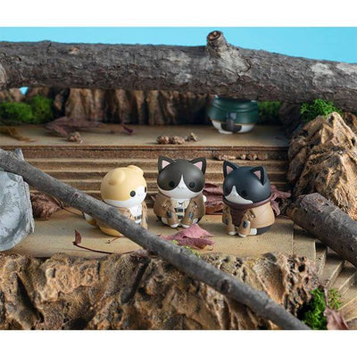 Attack on Titan Mega Cat Project Trading Figure 3cm Gathering Scout Regiment danyan! 8-Set Assortment - Mini Figures - Megahouse - Hobby Figures UK