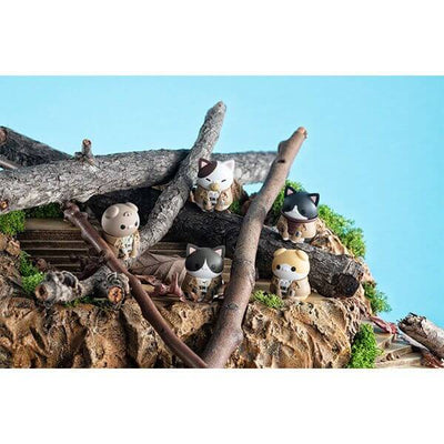 Attack on Titan Mega Cat Project Trading Figure 3cm Gathering Scout Regiment danyan! 8-Set Assortment - Mini Figures - Megahouse - Hobby Figures UK