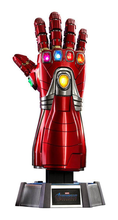 Avengers: Endgame Life-Size Masterpiece Replica 1/1 Nano Gauntlet 52cm - Scale Statue - Hot Toys - Hobby Figures UK