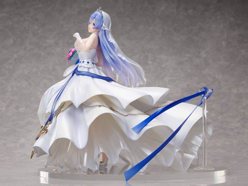 Azur Lane PVC Statue 1/7 Rodney Palace Brightness 26cm - Scale Statue - Furyu - Hobby Figures UK