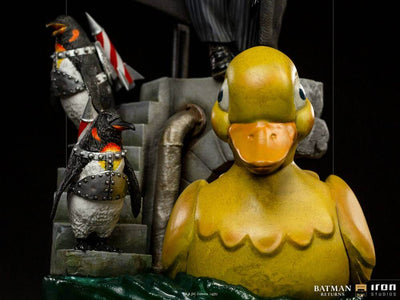 Batman Returns Deluxe Art Scale Statue 1/10 Penguin 33cm - Scale Statue - Iron Studios - Hobby Figures UK