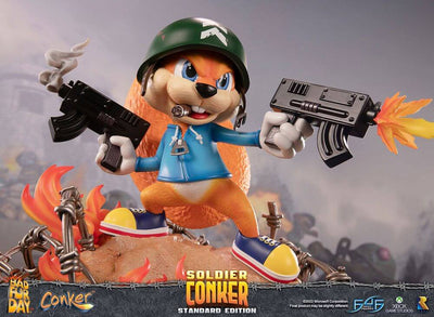 Conker: Conker's Bad Fur Day Statue Soldier Conker 33cm - Scale Statue - First 4 Figures - Hobby Figures UK