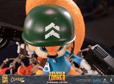 Conker: Conker's Bad Fur Day Statue Soldier Conker 33cm - Scale Statue - First 4 Figures - Hobby Figures UK