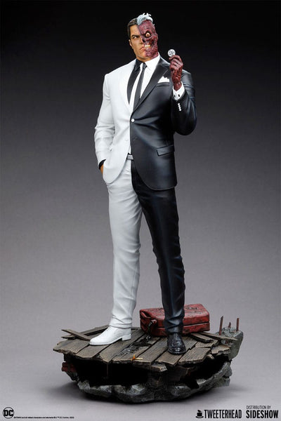 DC Comics Maquette 1/6 Two-Face 42cm - Scale Statue - Tweeterhead - Hobby Figures UK