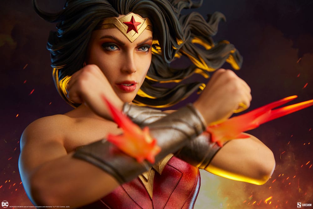 DC Comics Premium Format Statue Wonder Woman: Saving the Day 50cm - Scale Statue - Sideshow Collectibles - Hobby Figures UK