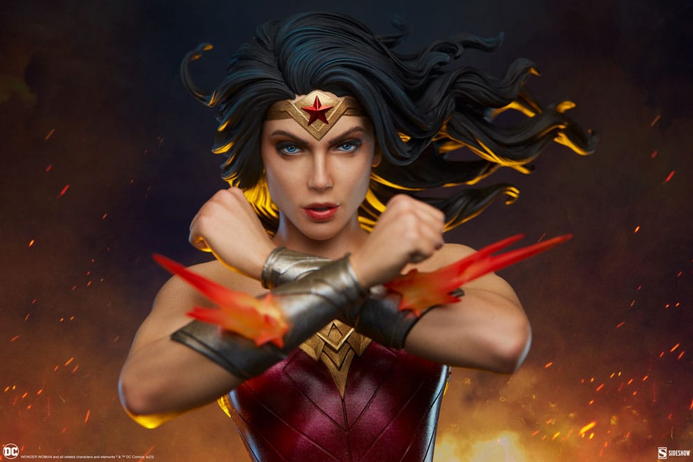 DC Comics Premium Format Statue Wonder Woman: Saving the Day 50cm - Scale Statue - Sideshow Collectibles - Hobby Figures UK