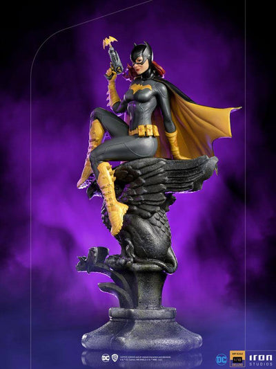 DC Comics Deluxe Art Scale Statue 1/10 Batgirl 26cm - Scale Statue - Iron Studios - Hobby Figures UK
