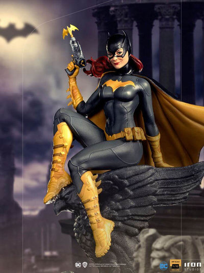 DC Comics Deluxe Art Scale Statue 1/10 Batgirl 26cm - Scale Statue - Iron Studios - Hobby Figures UK