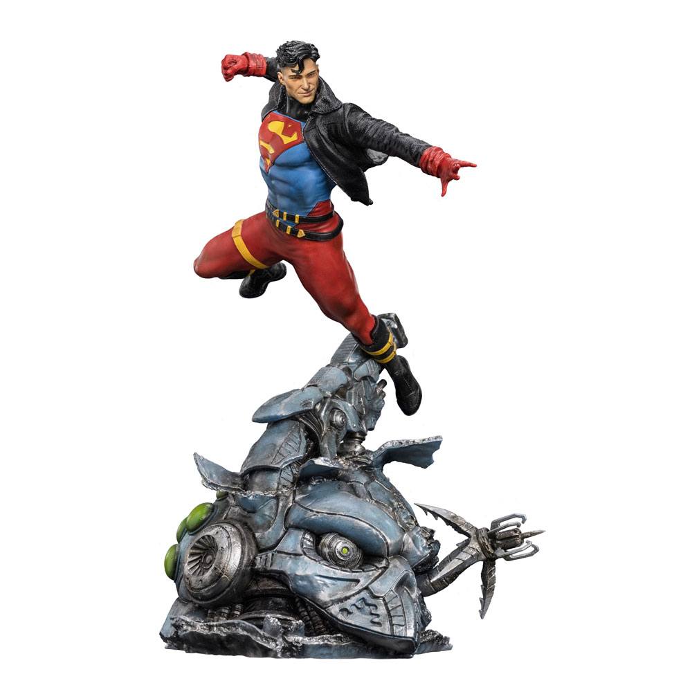 DC Comics Deluxe Art Scale Statue 1/10 Superboy 28cm - Scale Statue - Iron Studios - Hobby Figures UK