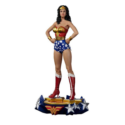 DC Comics Deluxe Art Scale Statue 1/10 Wonder Woman Lynda Carter 23cm - Scale Statue - Iron Studios - Hobby Figures UK
