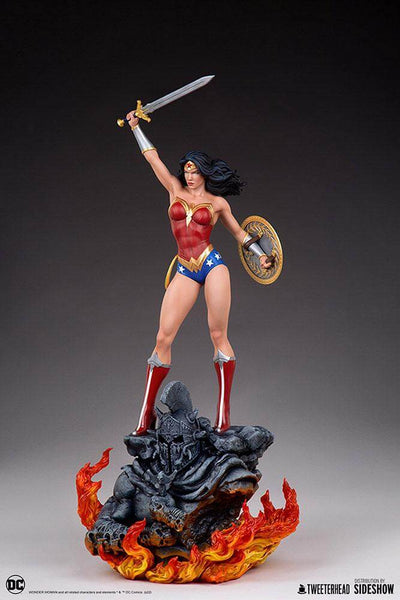 DC Comics Maquette 1/6 Wonder Woman Statue 69cm - Scale Statue - Tweeterhead - Hobby Figures UK