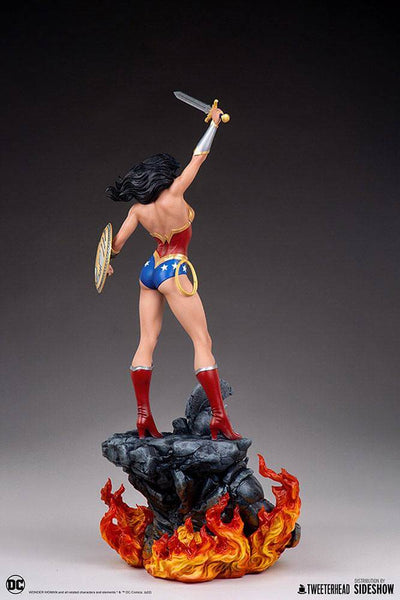 DC Comics Maquette 1/6 Wonder Woman Statue 69cm - Scale Statue - Tweeterhead - Hobby Figures UK