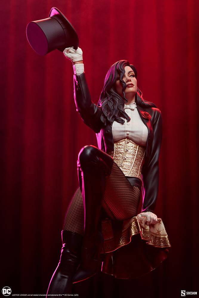 DC Comics Premium Format Figure Zatanna 55cm - Scale Statue - Sideshow Collectibles - Hobby Figures UK