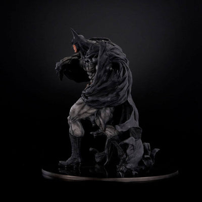 DC Comics Sofbinal Soft Vinyl Statue Batman Hard Black Ver. 35cm - Scale Statue - Union Creative - Hobby Figures UK