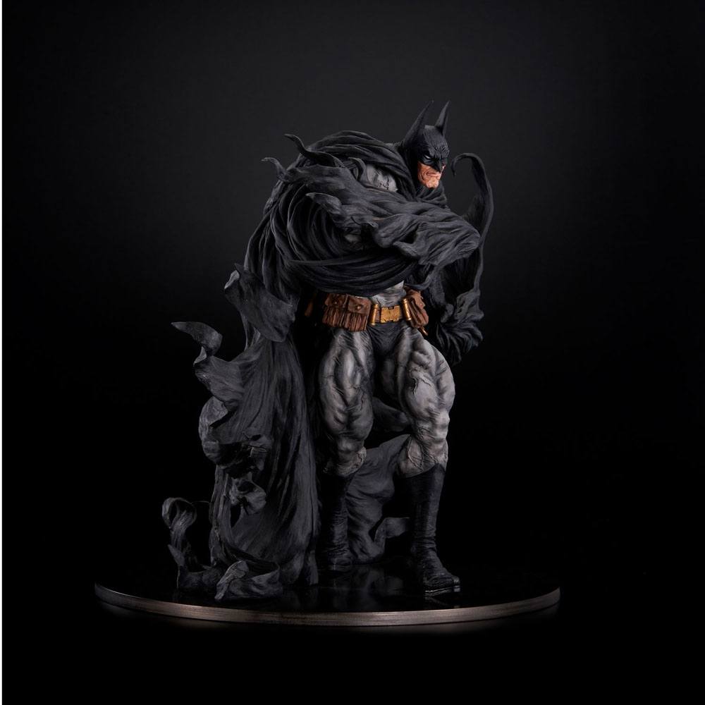 DC Comics Sofbinal Soft Vinyl Statue Batman Hard Black Ver. 35cm - Scale Statue - Union Creative - Hobby Figures UK