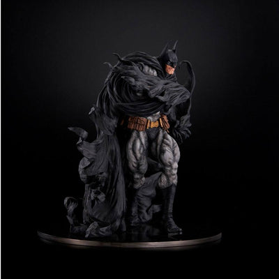 DC Comics Sofbinal Soft Vinyl Statue Batman Hard Black Ver. 35cm - Scale Statue - Union Creative - Hobby Figures UK